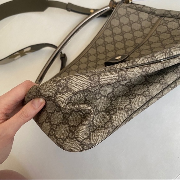 gucci Monogram GG Plus Joy Hobo Purse - Picture 6 of 16